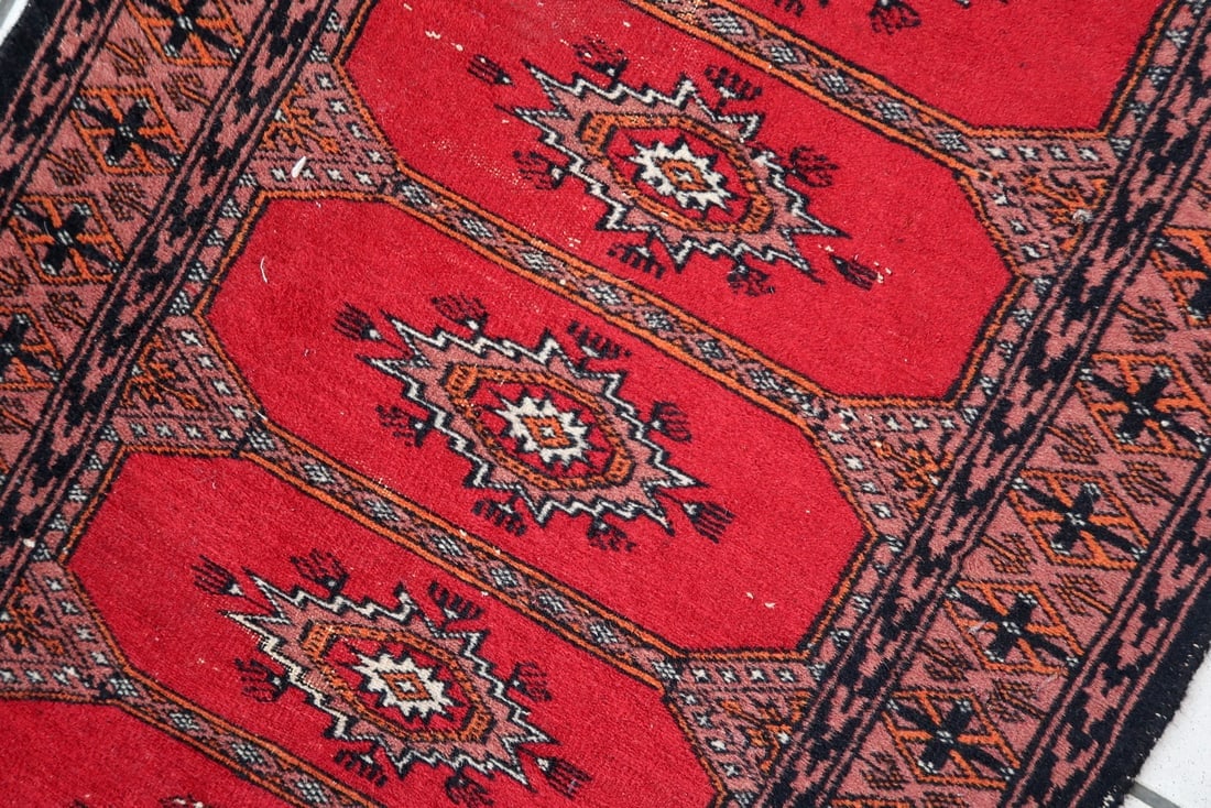 Handmade vintage Uzbek Bukhara rug 2' x 3.4' (62cm x 106cm) 1970s - 4