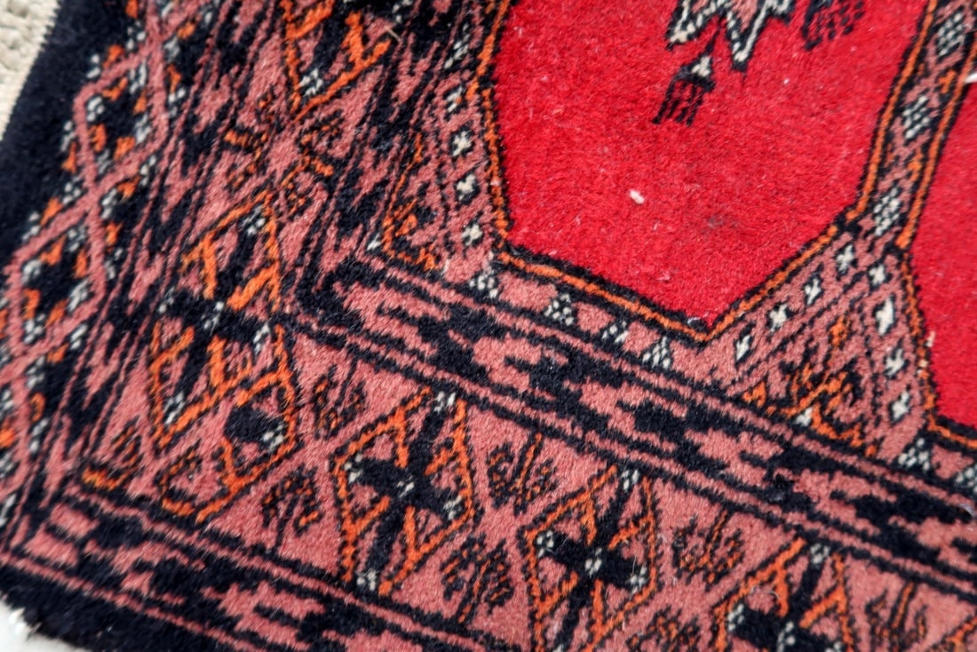 Handmade vintage Uzbek Bukhara rug 2' x 3.4' (62cm x 106cm) 1970s - 6