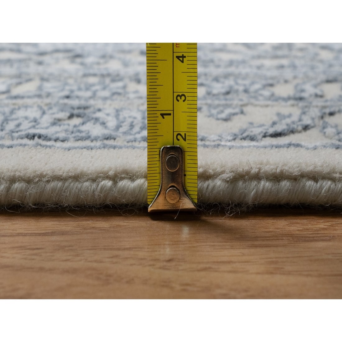 Linen White Persian Design Wool and Plant Based Silk Hand Knotted Rug - 10