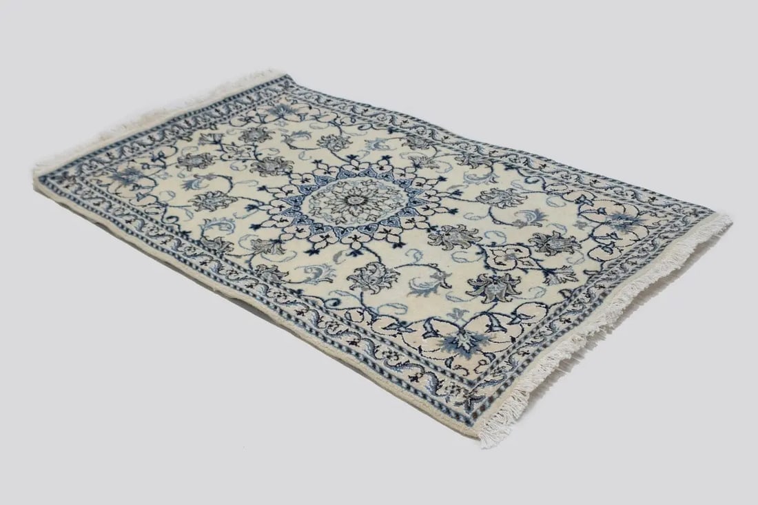Cream Classic 3X4 Nain Persian Rug - 10
