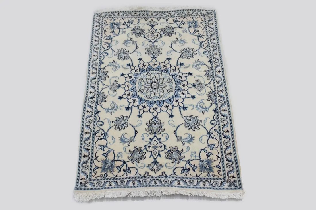Cream Classic 3X4 Nain Persian Rug - 3