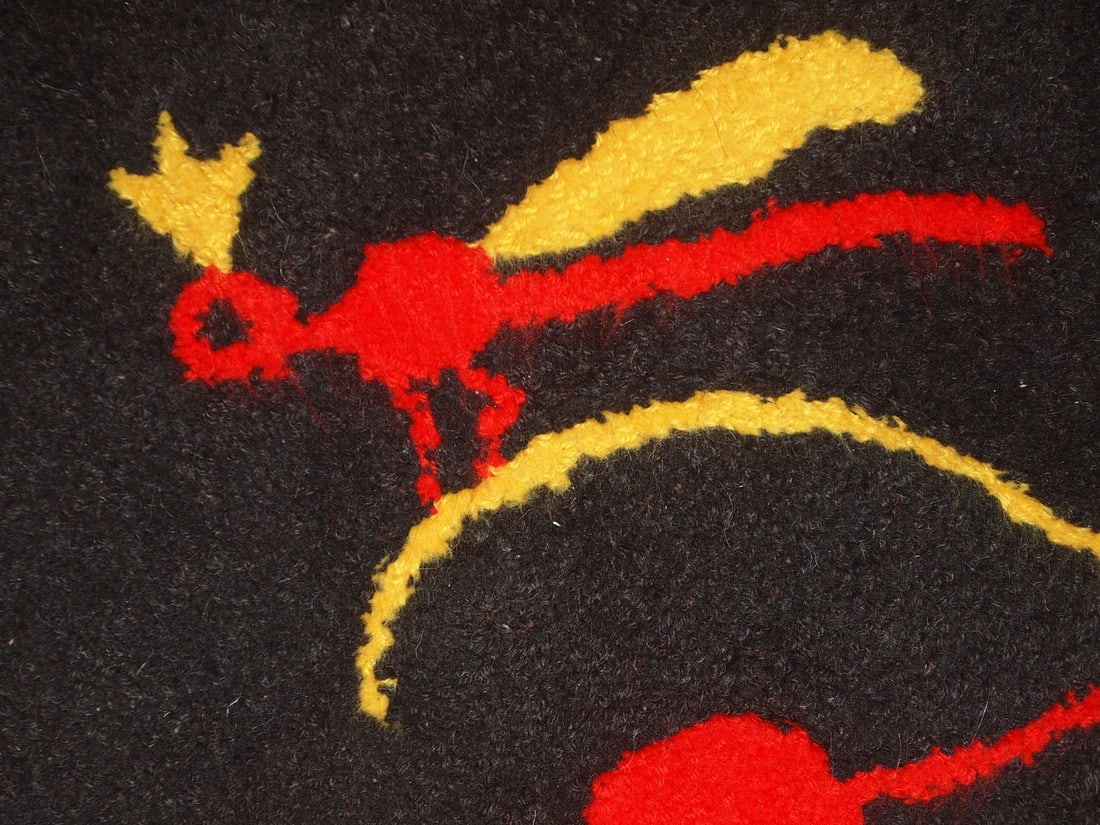 Handmade contemporary ORA French hooked rug 2.4 x 4.7' (73cm x 144cm), 2021 - 7