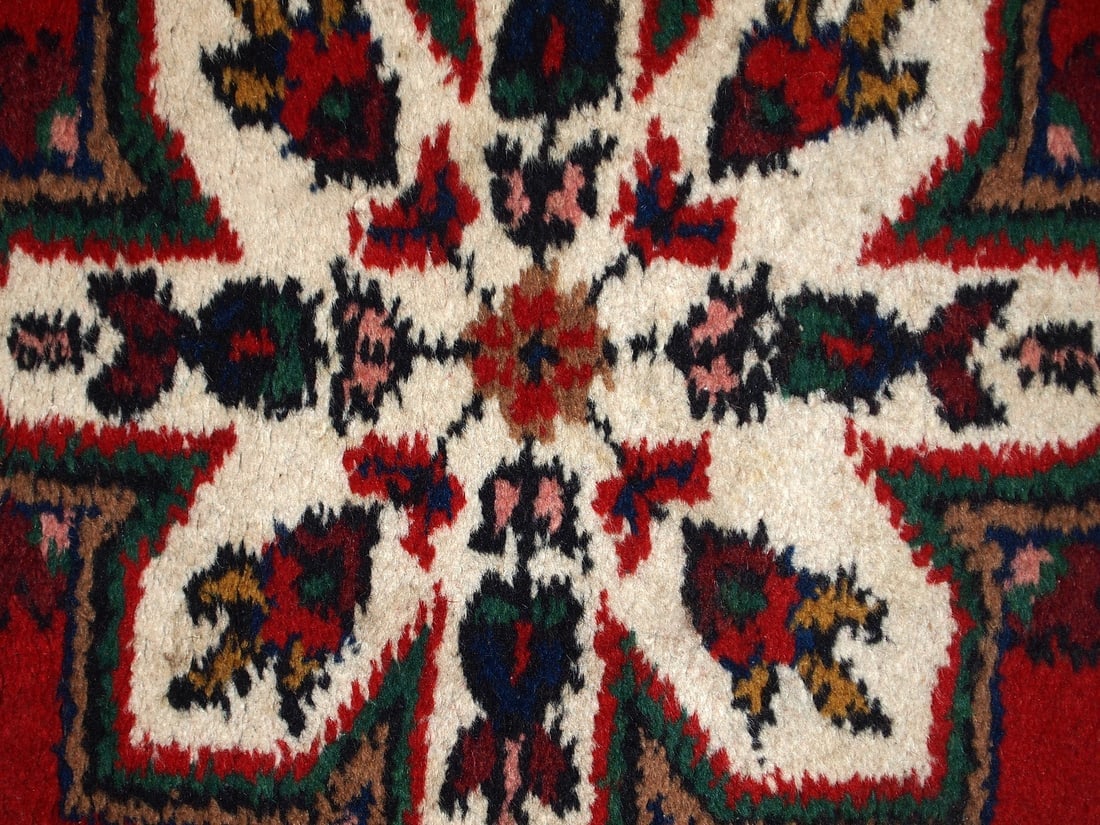 Handmade vintage Persian Hamadan rug 2.2' x 4.4' (70cm x 136cm) 1970s - 7