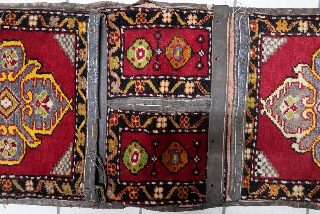 Handmade Vintage Collectible Turkish Yastik Saddle Bag Rug, 1930s - 4