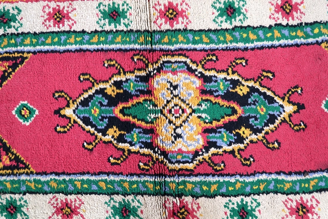 Vintage French Savonnerie rug 2.9' x 5.7' (90cm x 176cm) 1960s - 7