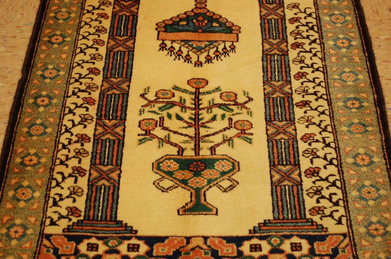 SHIRVAN CAUCASIAN RUG 2'3"x 3'2" - 4