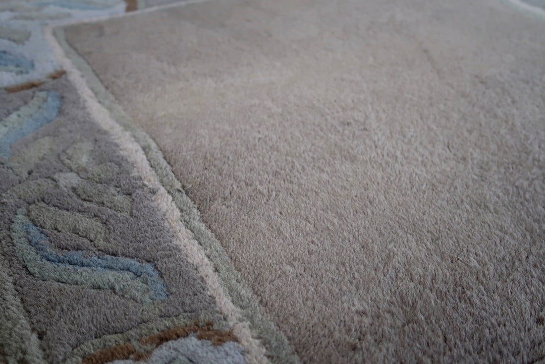 Handmade vintage Tibetan Khaden rug 2.3' x 4.6' (71cm x 141cm) 1970s - 9