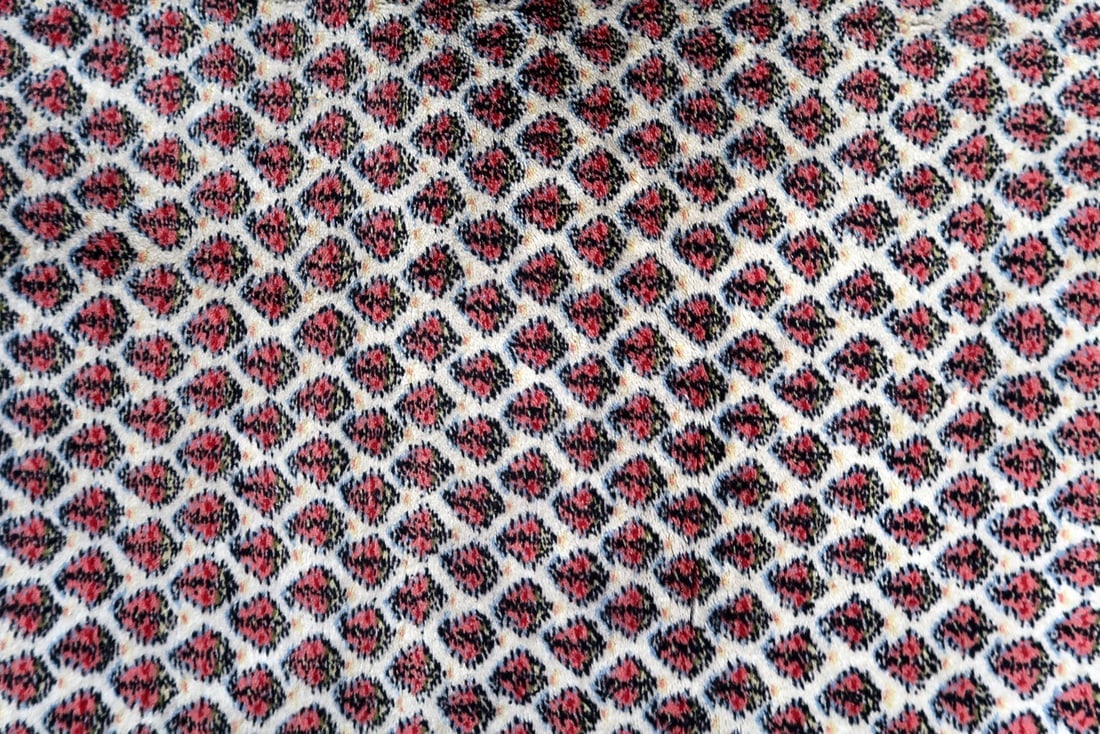 Handmade vintage Indian Seraband rug 3' x 5.3' (94cm x 162cm) 1970s - 4