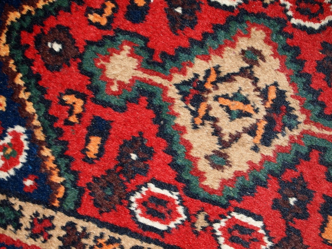 Handmade vintage Persian Hamadan rug 1.3' x 2' (41cm x 61cm) 1970s - 3