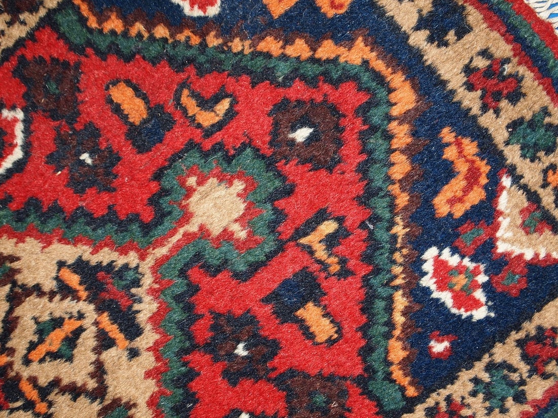 Handmade vintage Persian Hamadan rug 1.3' x 2' (41cm x 61cm) 1970s - 5