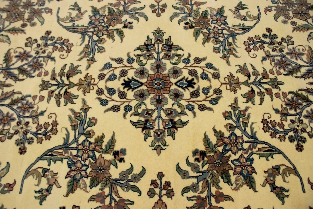 Cream Classic Floral 8X10 Oriental Rug - 7