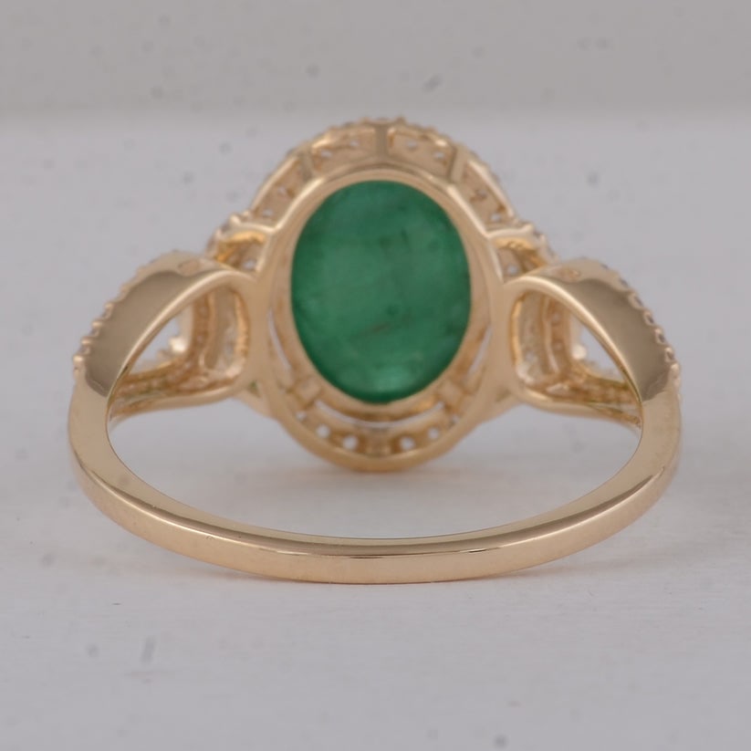 2.83 Ct Oval Emerald 9K Gold Ring - 3