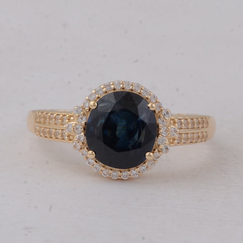 2.53 Ct Oval Sapphire 9K Gold Ring (1 of 5)