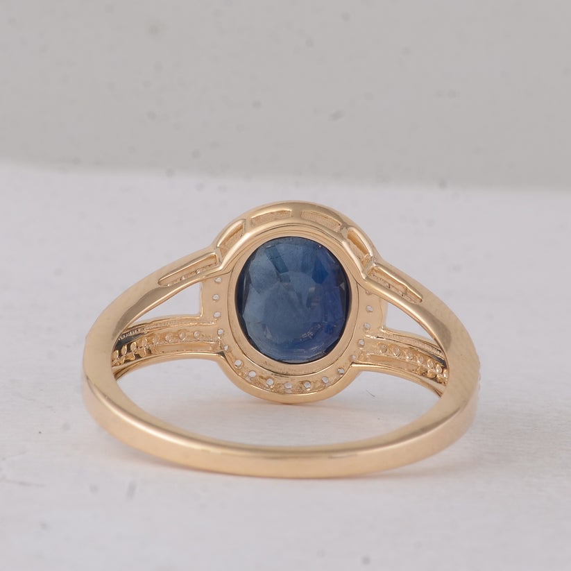 2.38 Ct Cushion Sapphire 9K Gold Ring - 3