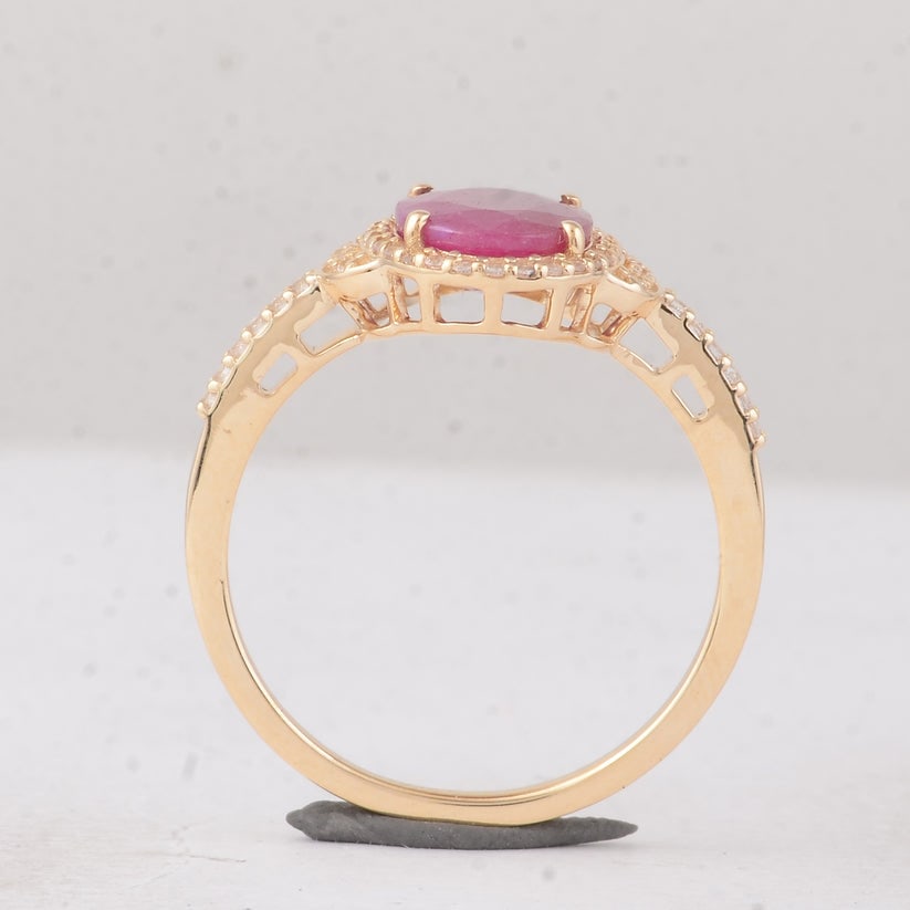 2.09 Ct Oval Ruby 9K Gold Ring - 4
