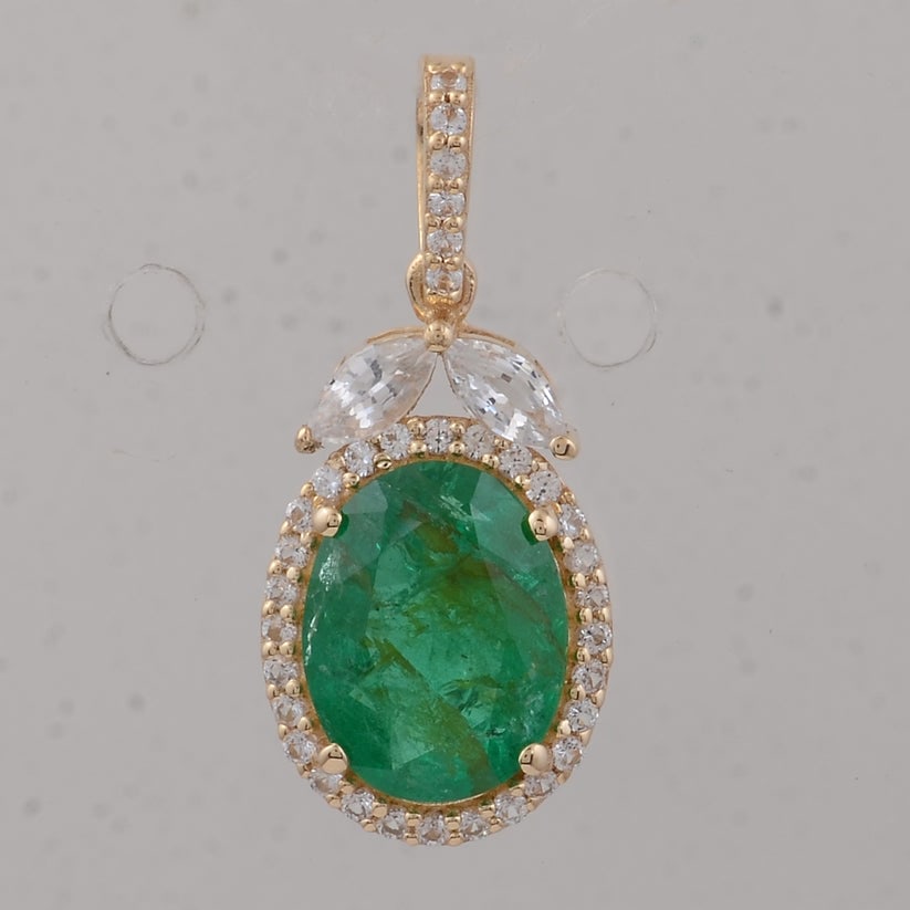 1.71 Ct Oval Emerald 9K Gold Pendant (1 of 5)