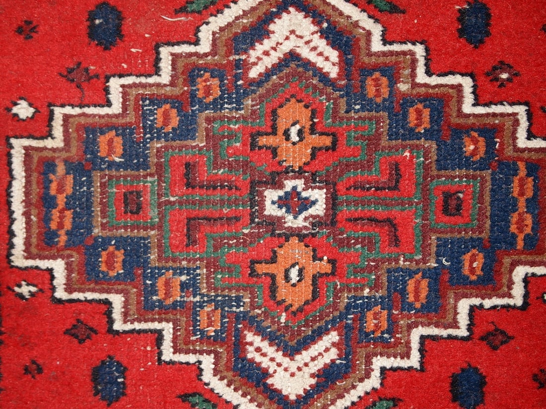 Handmade vintage Persian Hamadan rug 2.4' x 4.4' (75cm x 136cm) 1970s - 6
