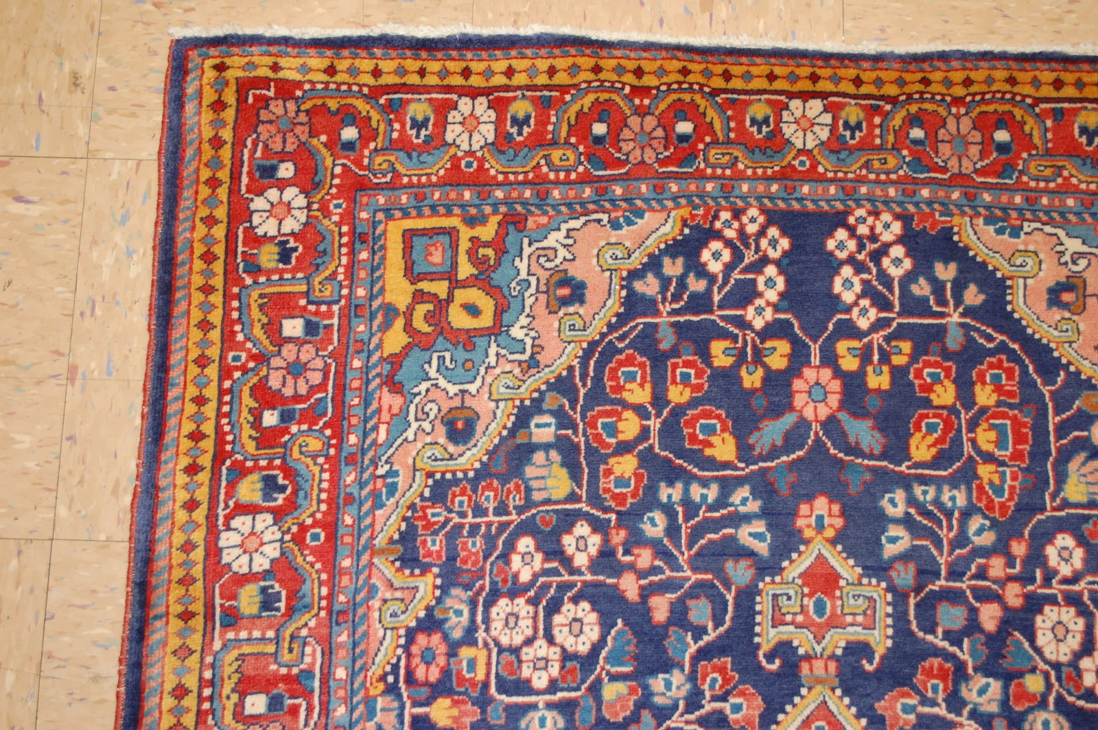 Persian SAROUK RUG 3'6" X 5'2" - 4