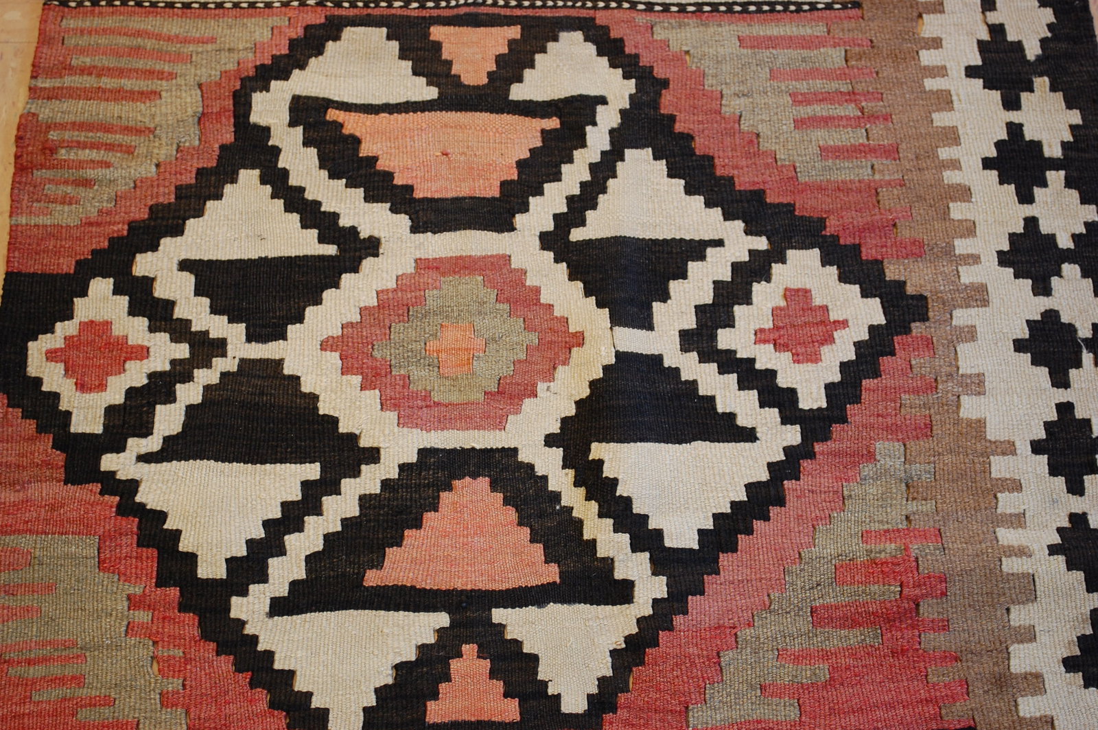 CAUCASIAN PANEL KILIM 2.7x8.10 - 12