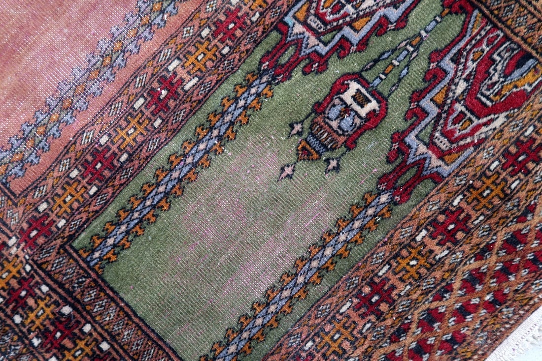 Handmade vintage Uzbek Bukhara prayer rug 2' x 3.2' (63cm x 98cm) 1950s - 5