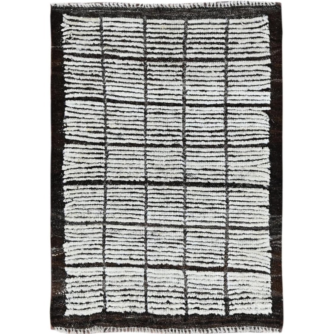 Vista White Moroccan Weave with Box Design Hand Knotted Wool Mat Rug: Title: Vista White Moroccan Weave with Box Design Hand Knotted Wool Mat RugDescription:This is a truly genuine one-of-a-kind. It has been Knotted for months and months in the centuries-old weaving