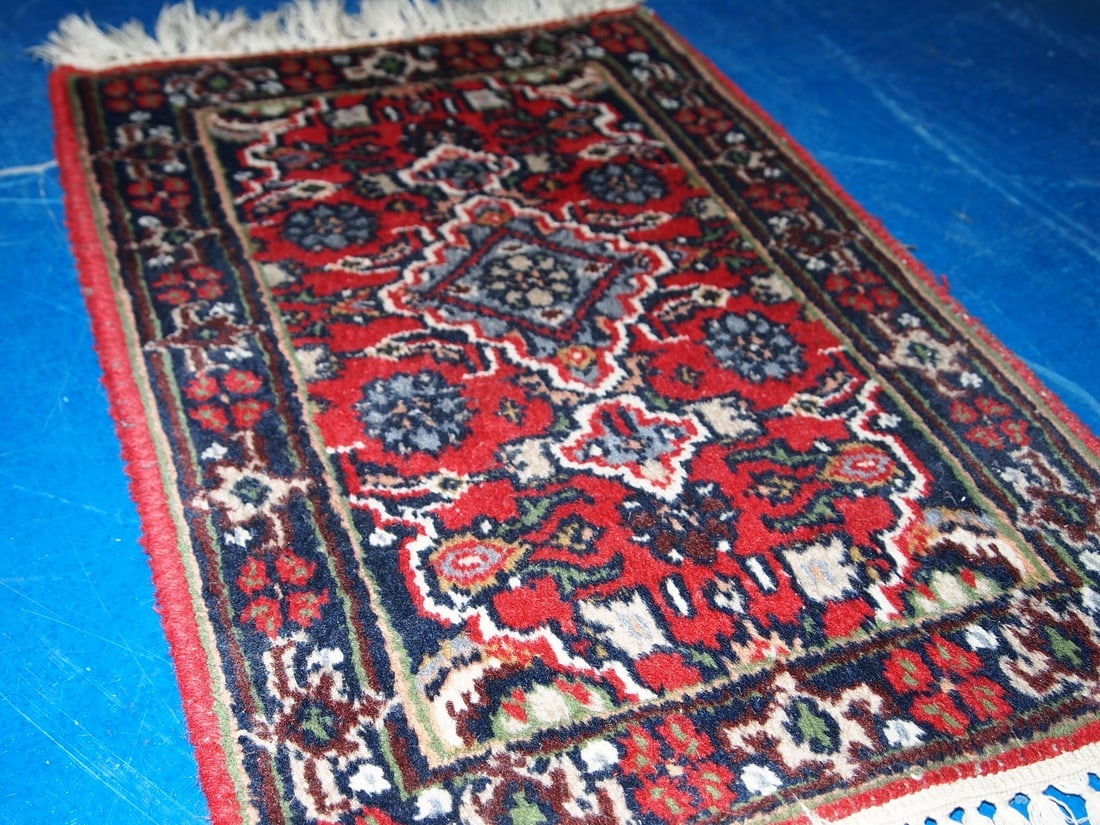 Handmade vintage Persian Malayer rug 1.3' x 1.9' (40cm x 58cm) 1970s - 6