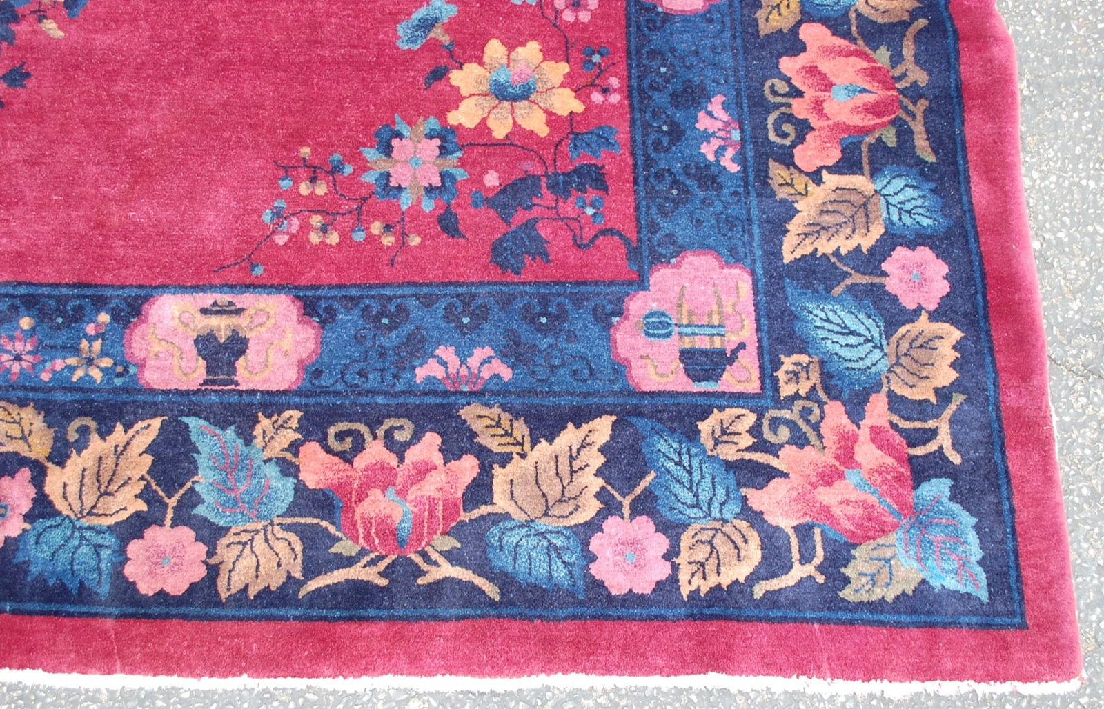 CHINESE NICHOLS RUG 9' x 11'6" - 2