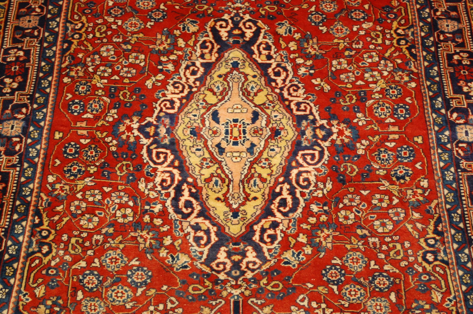 Persian SAROUK RUG 3'5" X 5'1" - 11