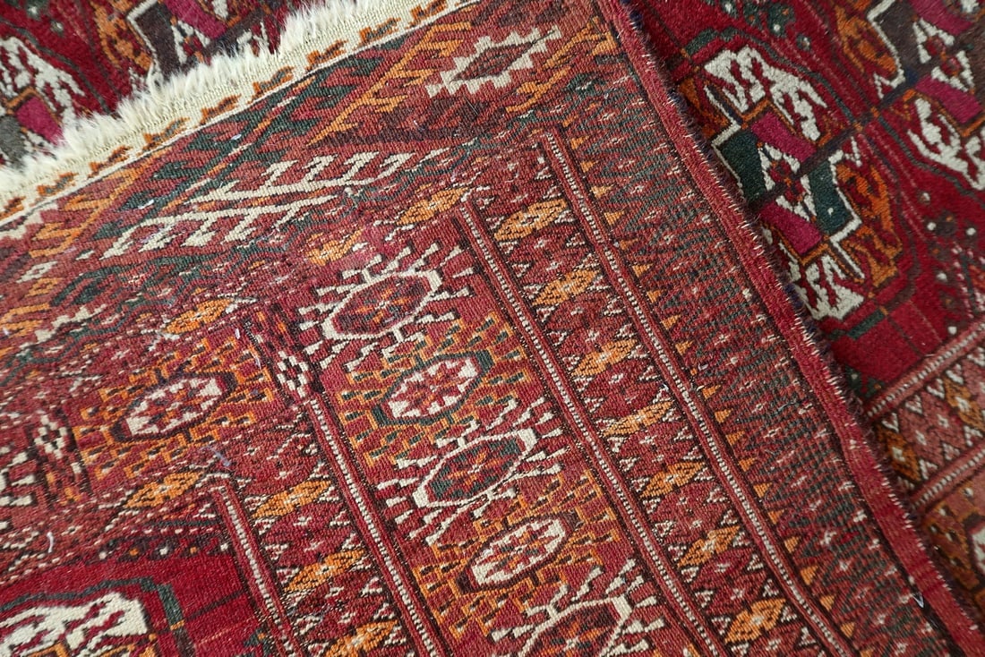 Authentic Antique Turkmen Tekke Rug 4.4' x 6' - Gul Motifs - 12