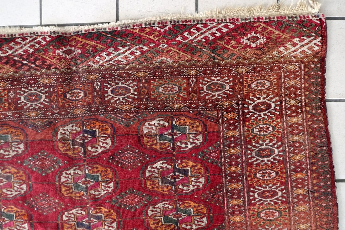 Authentic Antique Turkmen Tekke Rug 4.4' x 6' - Gul Motifs - 3