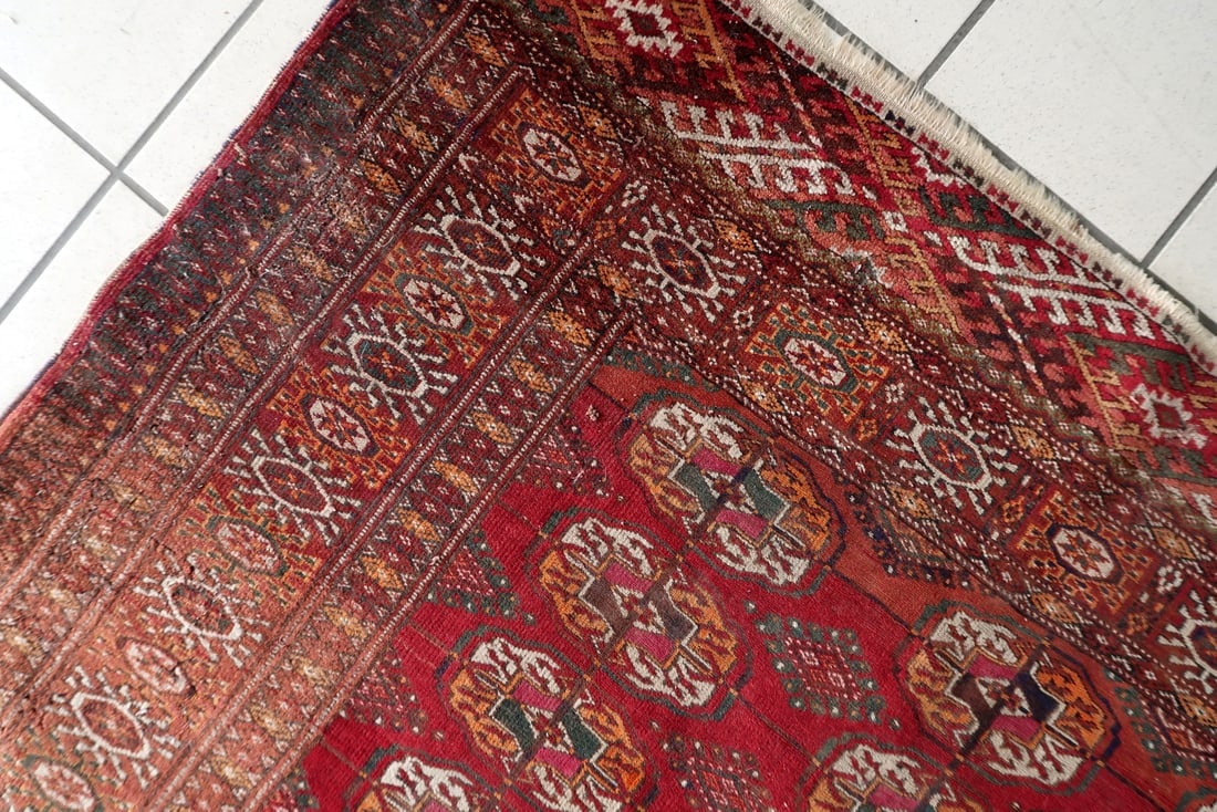 Authentic Antique Turkmen Tekke Rug 4.4' x 6' - Gul Motifs - 4