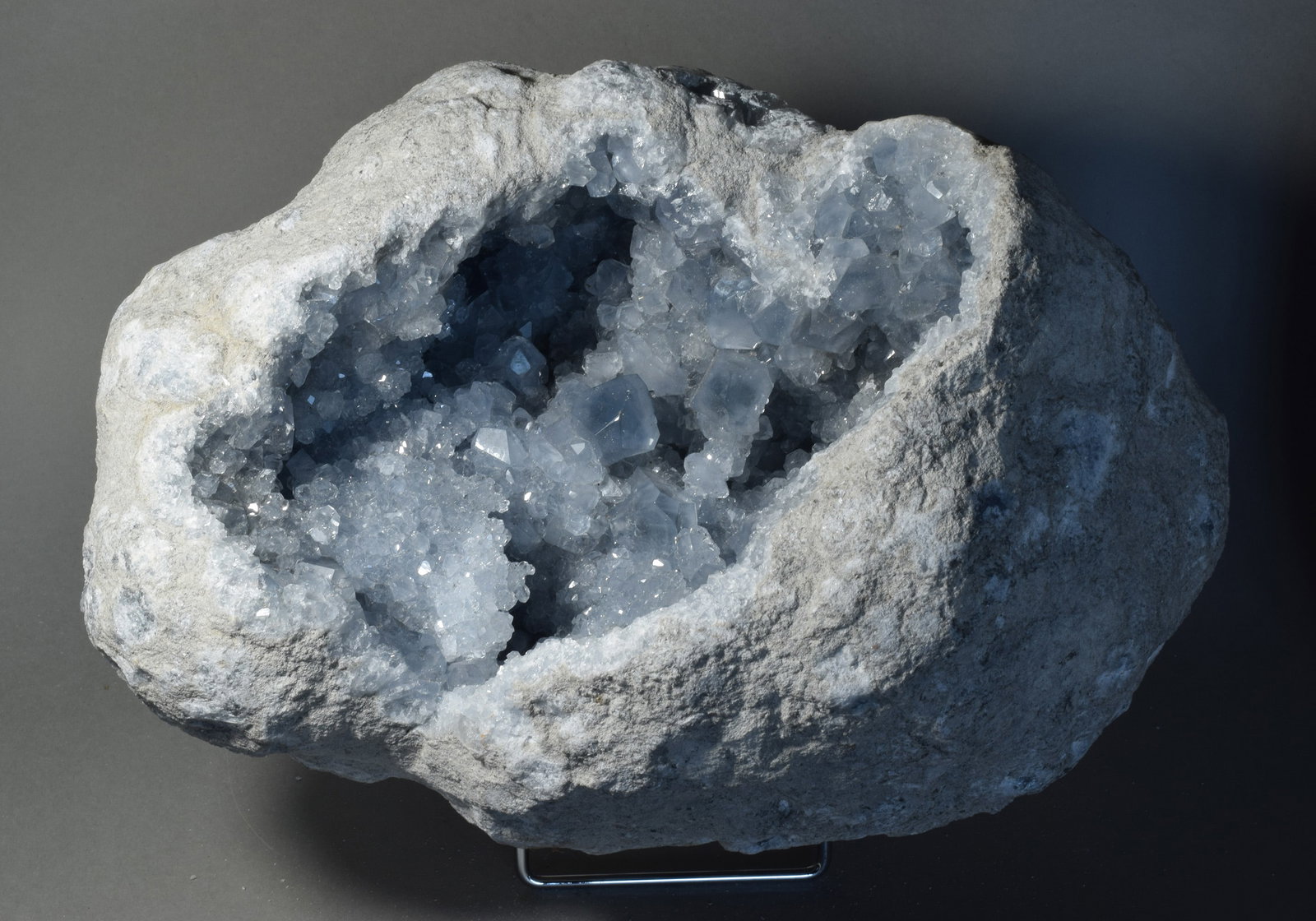 Large Celestite geode - 2