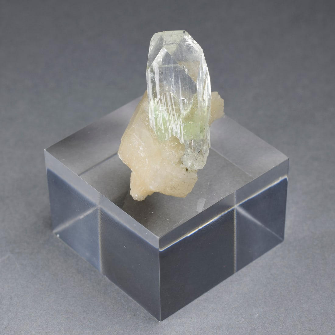 Fine Apophyllite on stilbite - 3