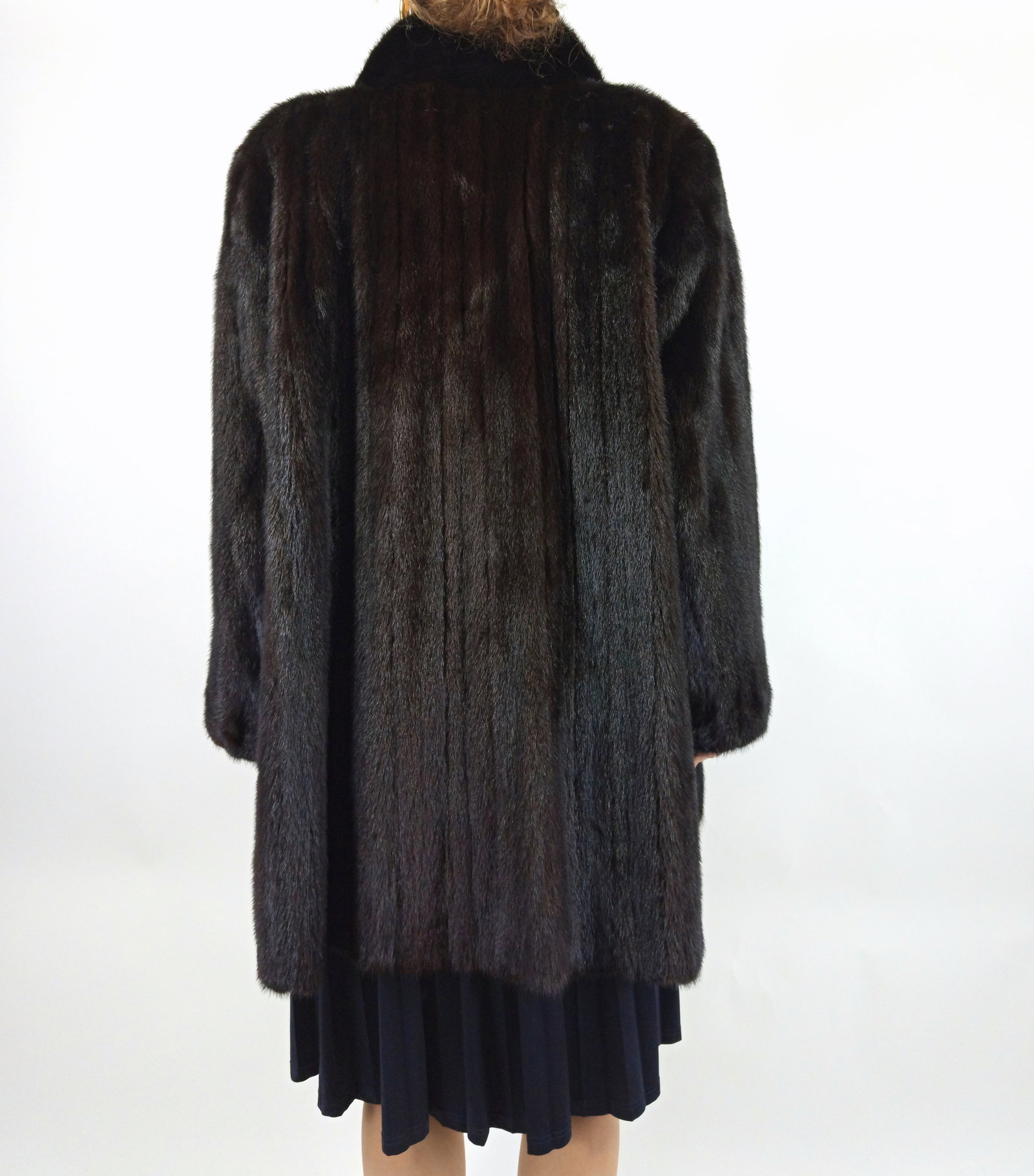 MAHOGANY MINK FUR COAT EU: XXL ; US: 24 - 4