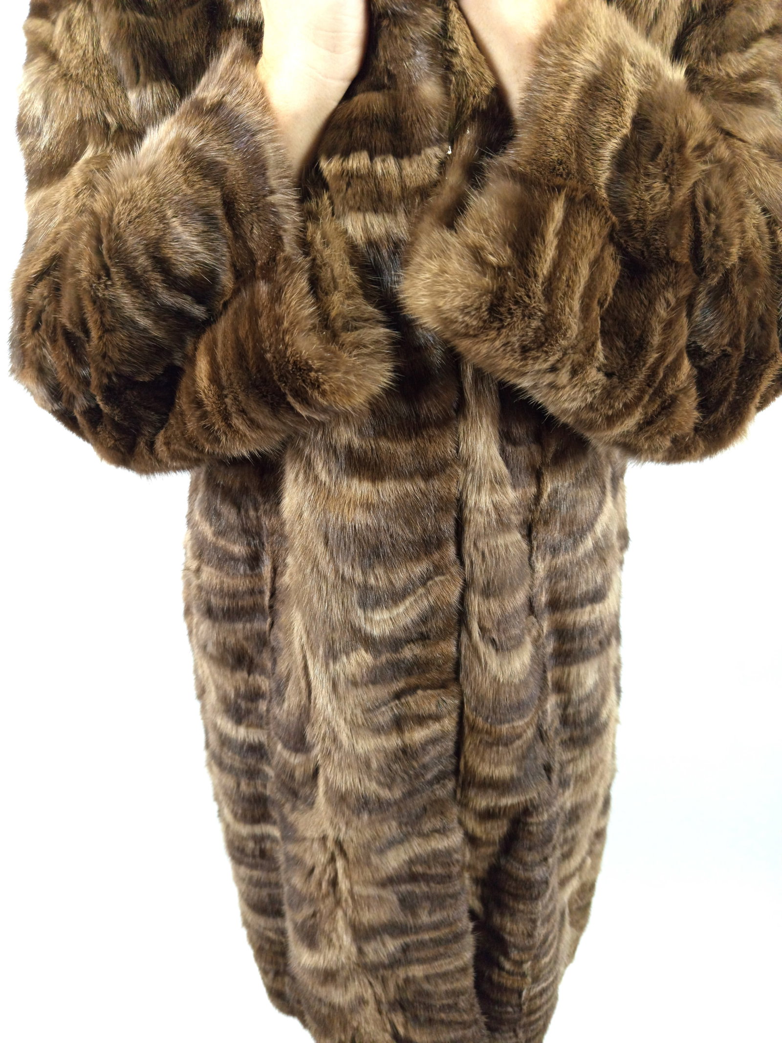 SABLE FUR COAT EU: L; US: 16 - 13
