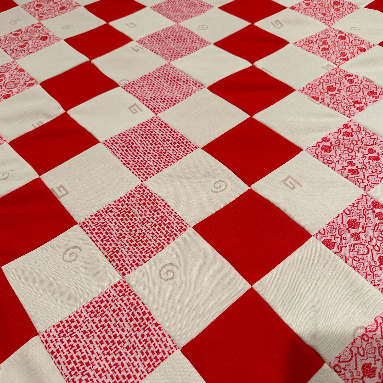 Vintage Knit Textile Red Cream Floral Diamond Checkerboard Quilt Top - 10