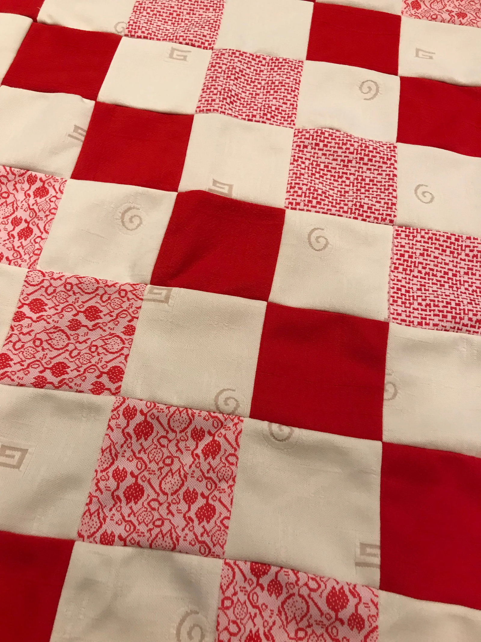 Vintage Knit Textile Red Cream Floral Diamond Checkerboard Quilt Top - 4