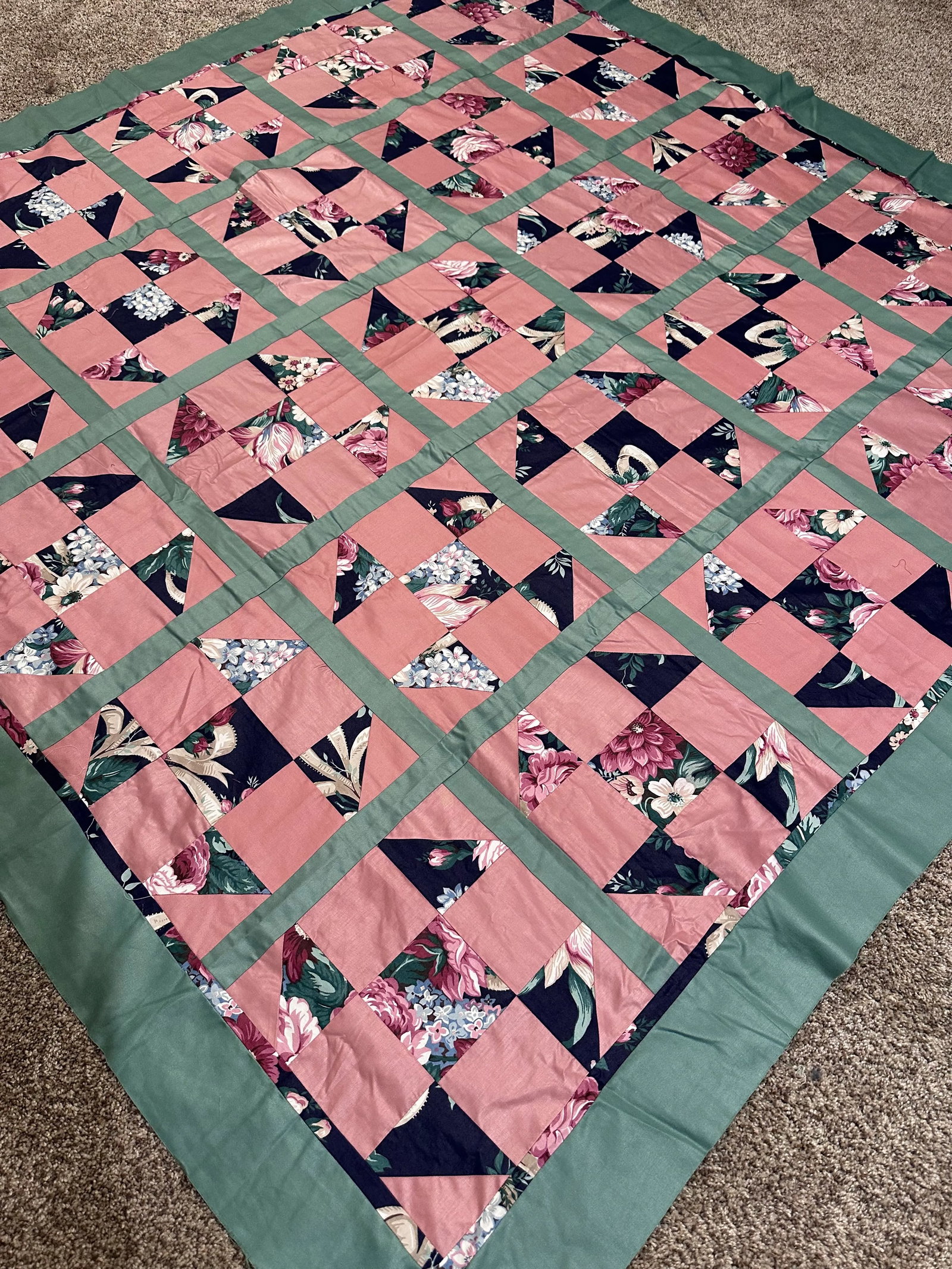 Vintage Mid 20th Century Cotton Sateen Polyester Throw Size Quilt Top - 7