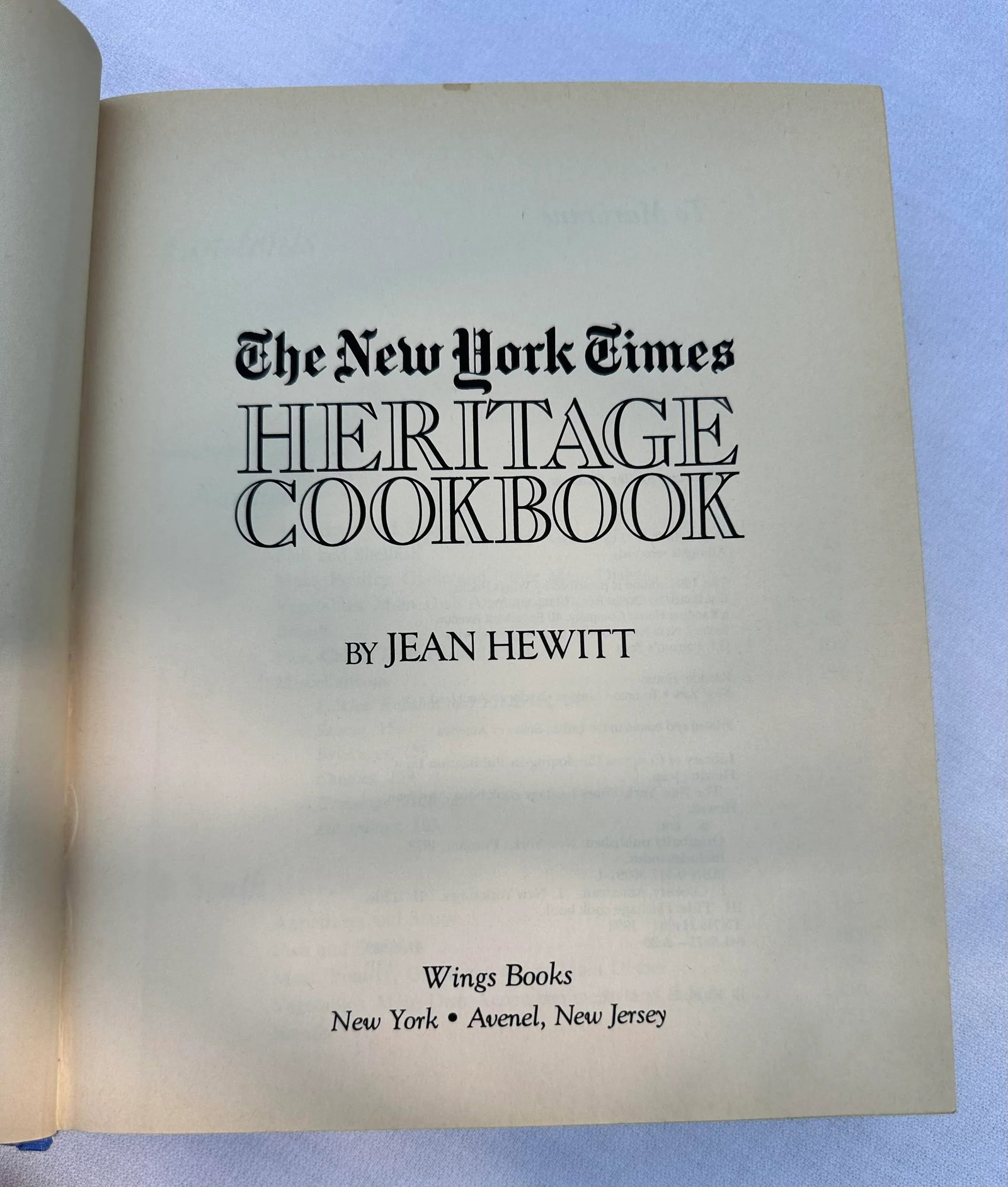 1992 the New York Times Heritage Cookbook Jean Hewitt - 2