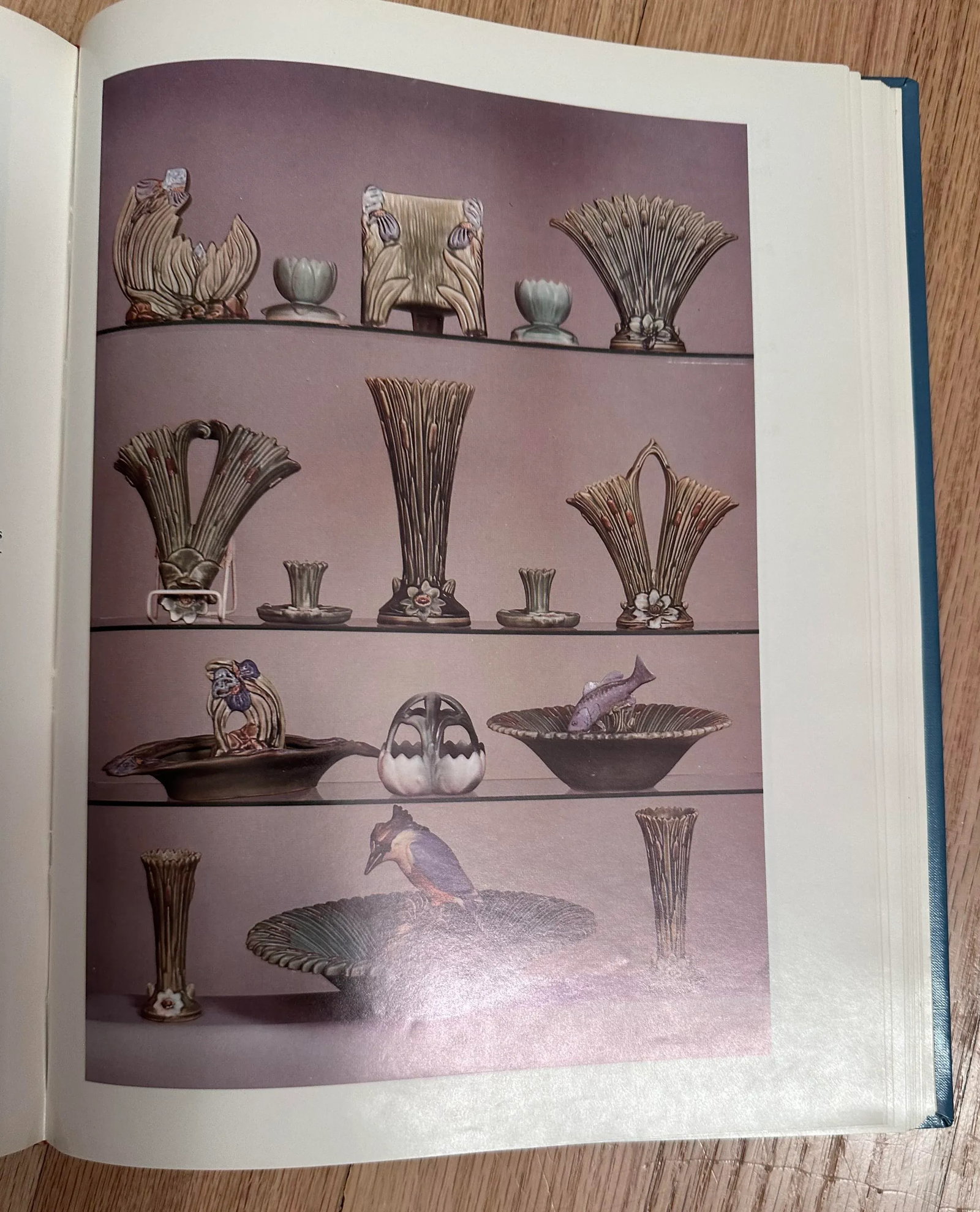 The Collectors Encyclopedia of Weller Pottery Hardcover Book 1979 - 4