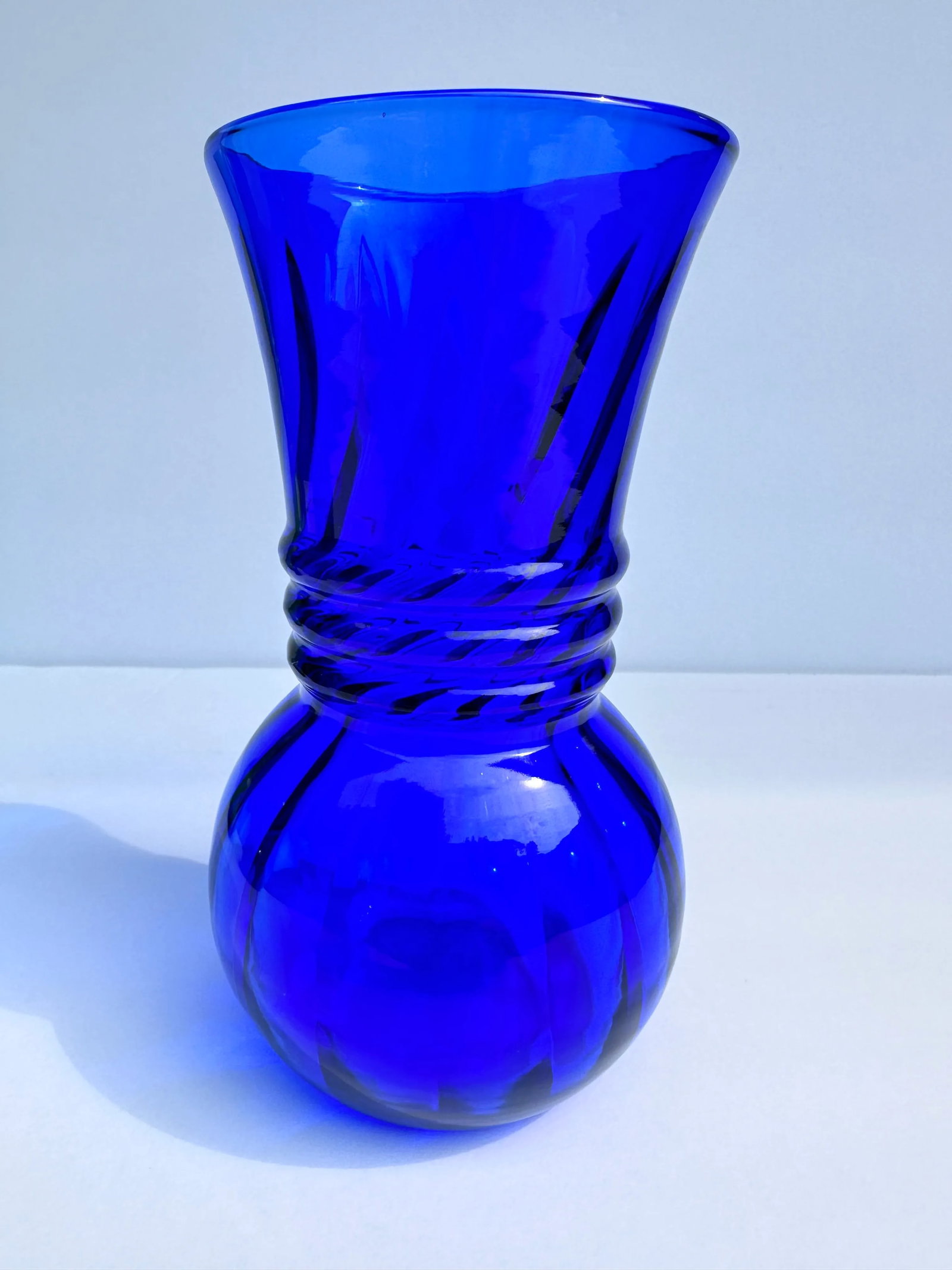 Mid 20th Century Cobalt Blue Glass Vase Mid-Century Modern - 4