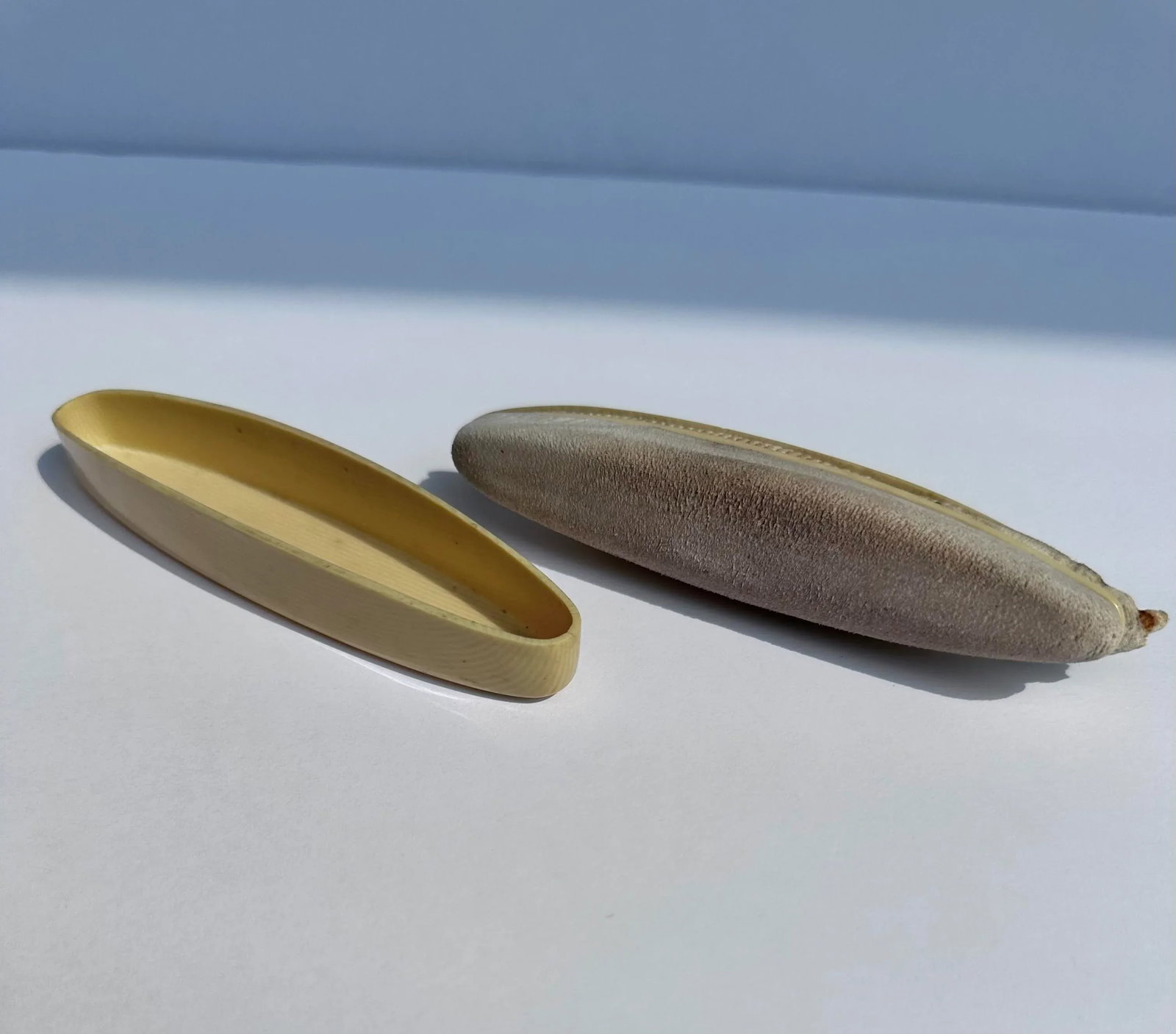 1920's Art Deco Ivory Py-Ra-Lin Nail Buffer Vanity Accessory - 5