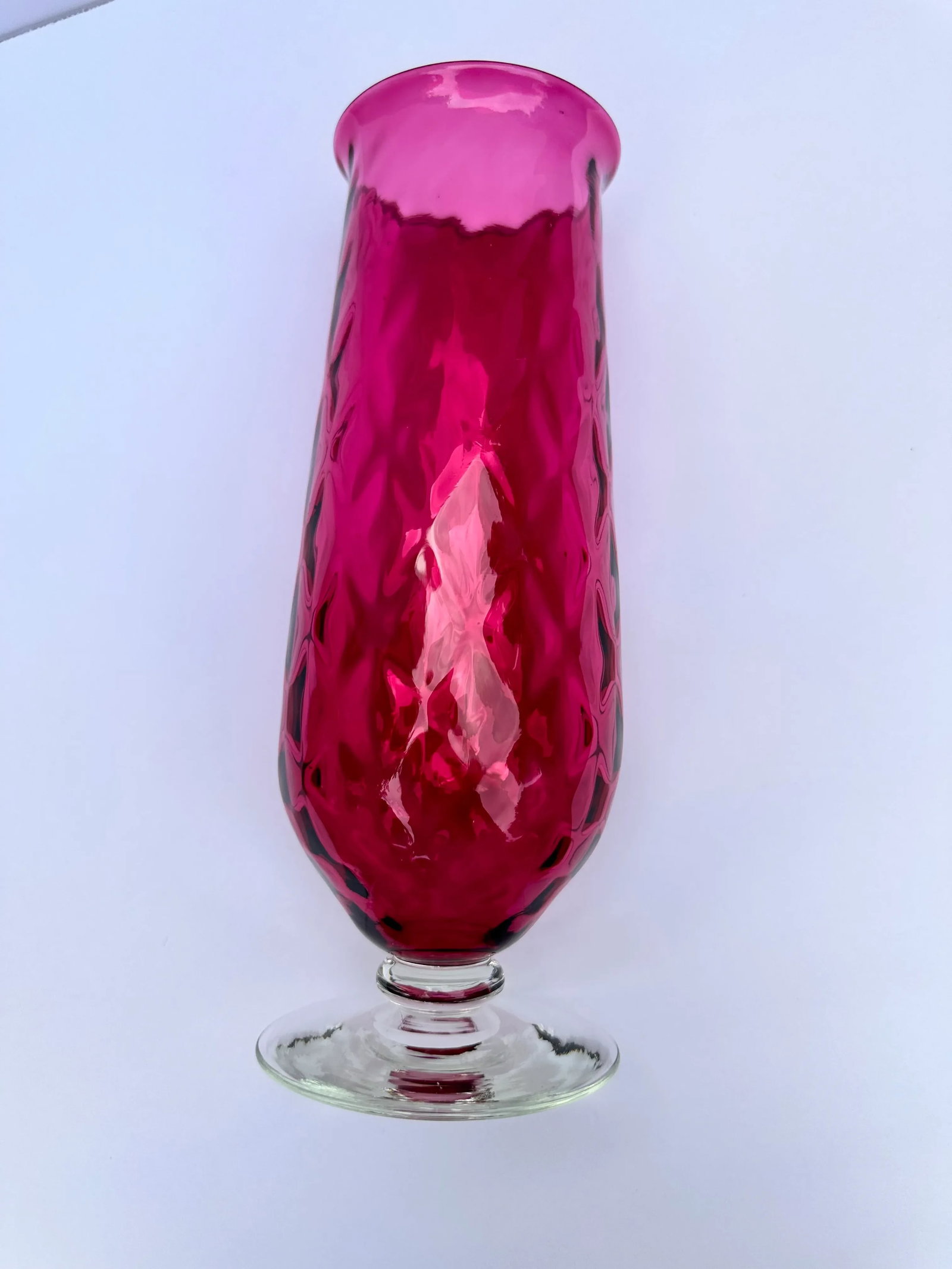 Mid 20th Century Spiral Optic Cranberry Twist Glass Vase - 2