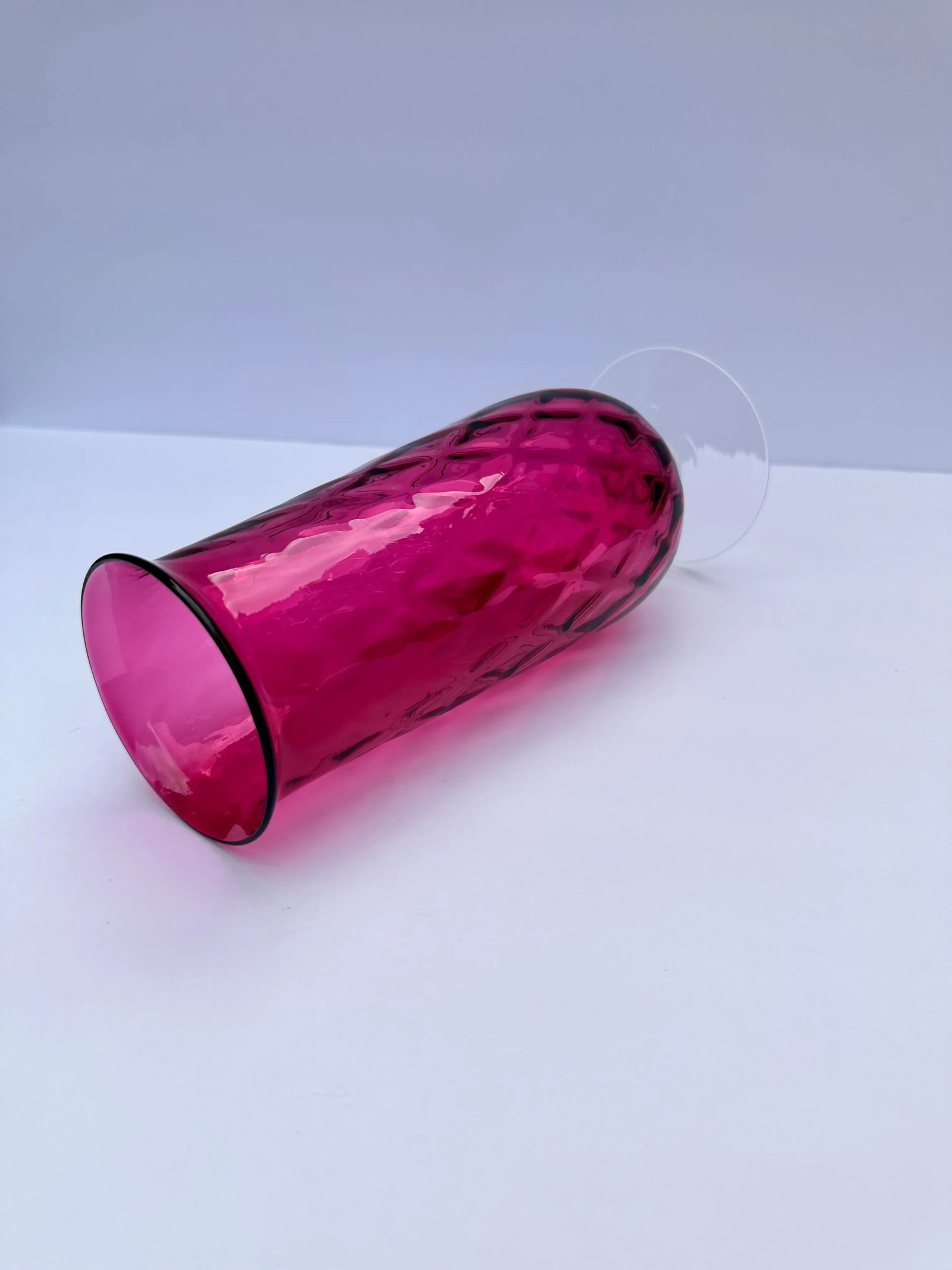 Mid 20th Century Spiral Optic Cranberry Twist Glass Vase - 3