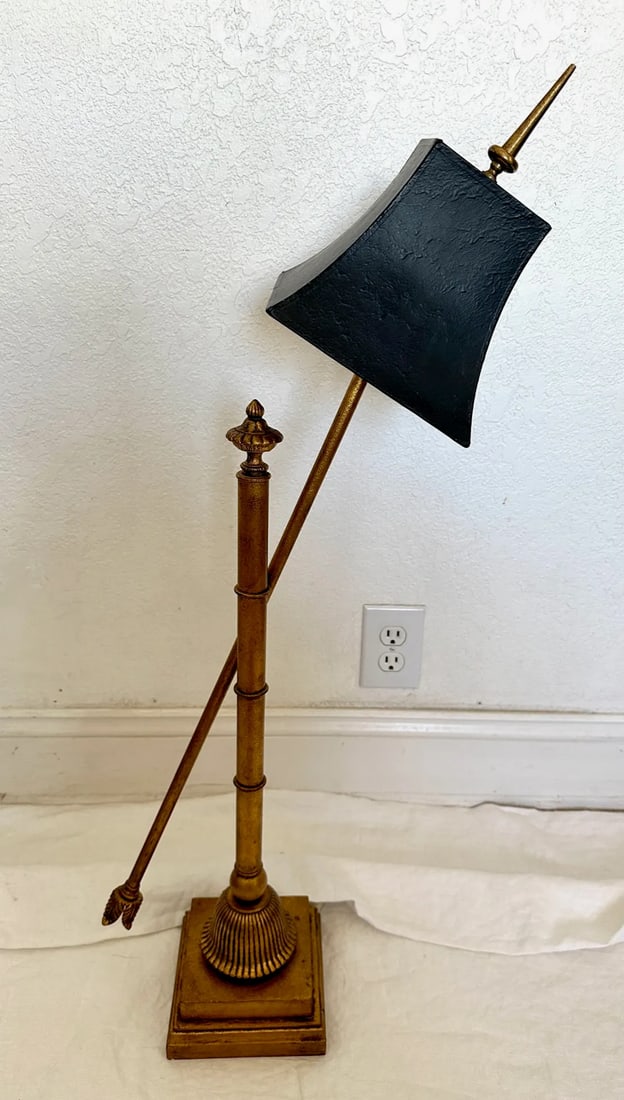 Vintage Hollywood Regency Gold Gilt Arrow Table Lamp - 6