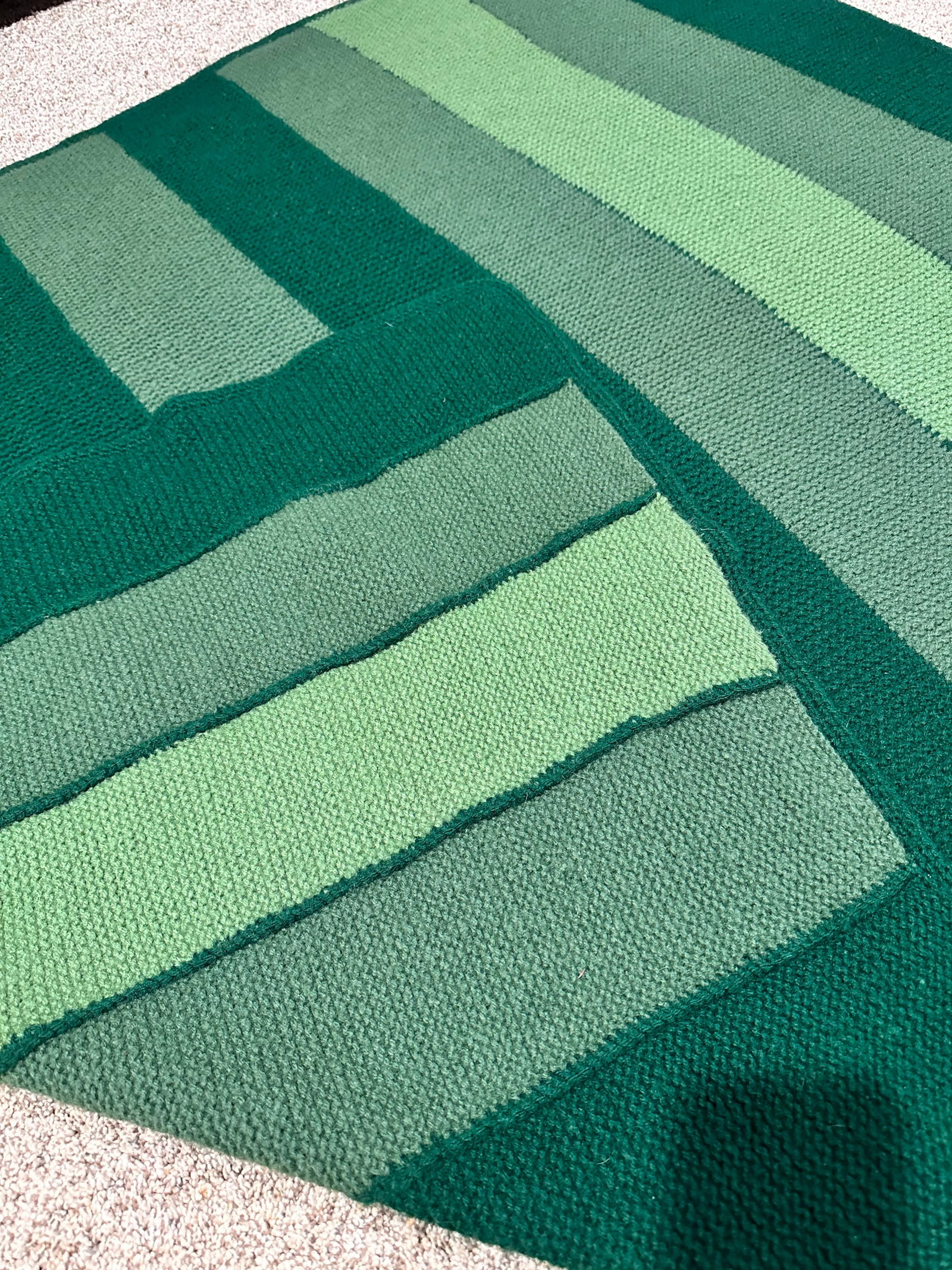 Vintage Mid-20th Century Green Hand Knit Wool Blend Throw - 8