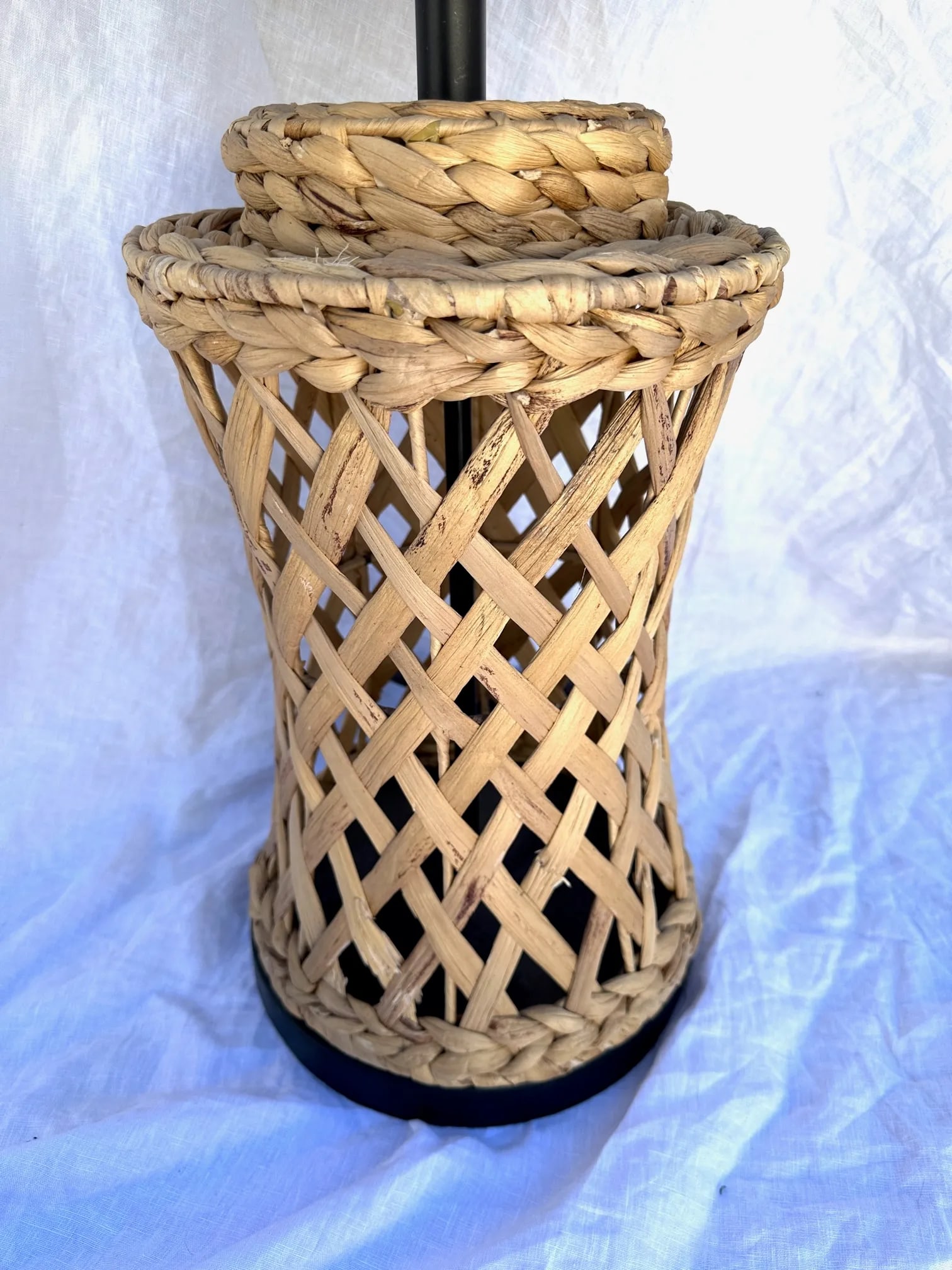 Coastal Raffia Lattice Table Lamp W/Shade - 2