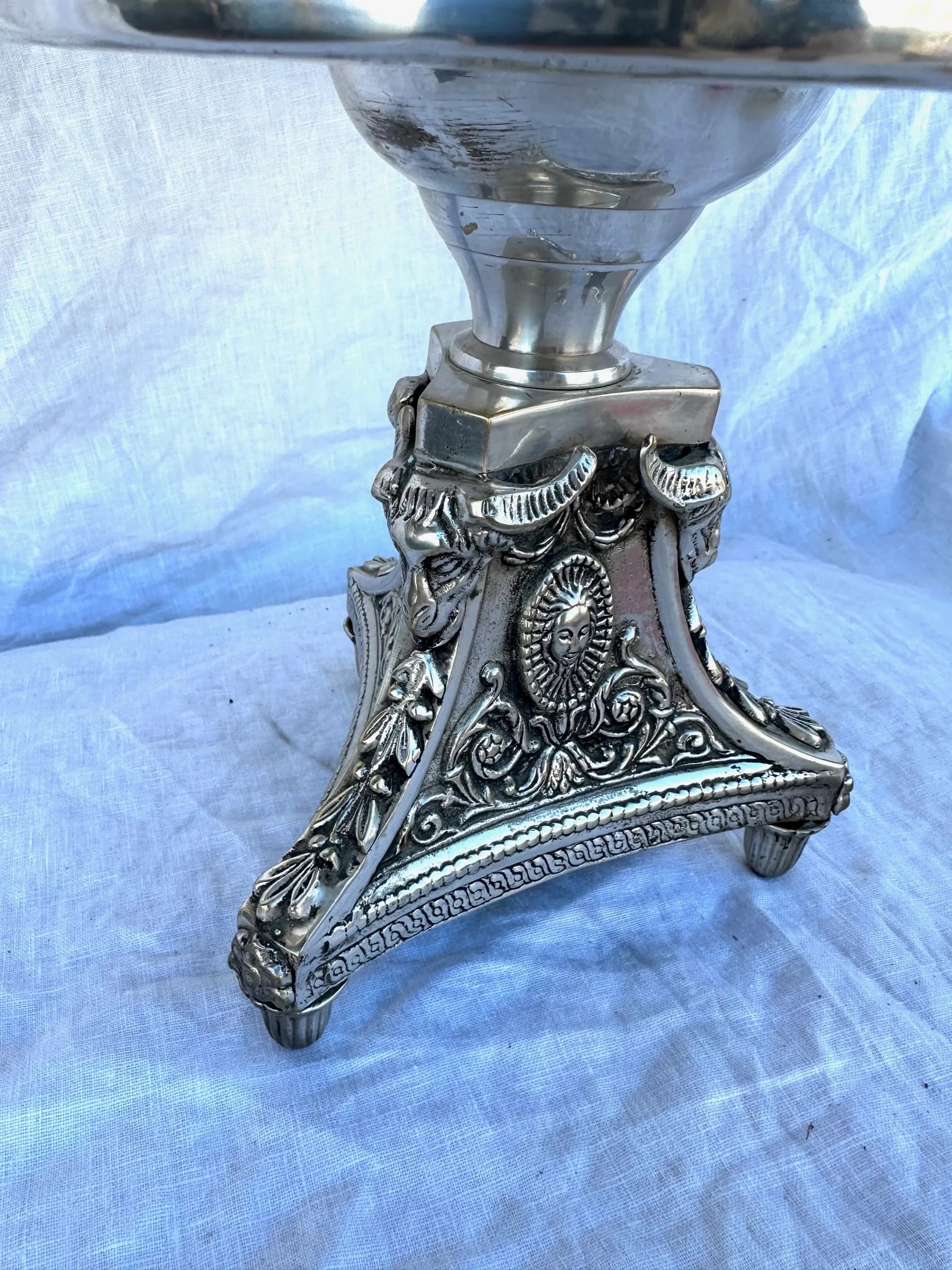 Decorative Silver Pedestal Bowl - 4