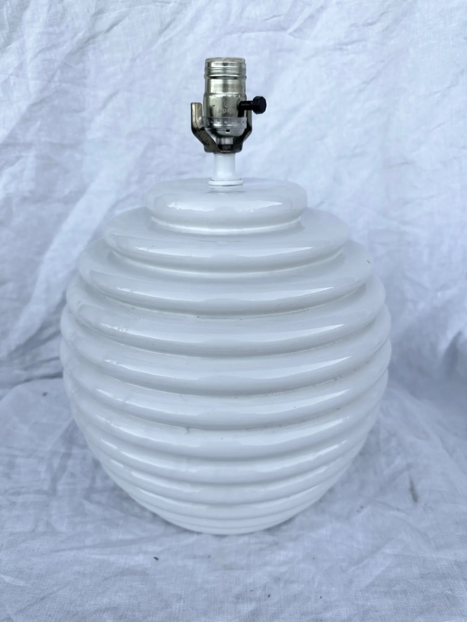 Vintage Postmodern Ceramic Beehive Table Lamp - 4