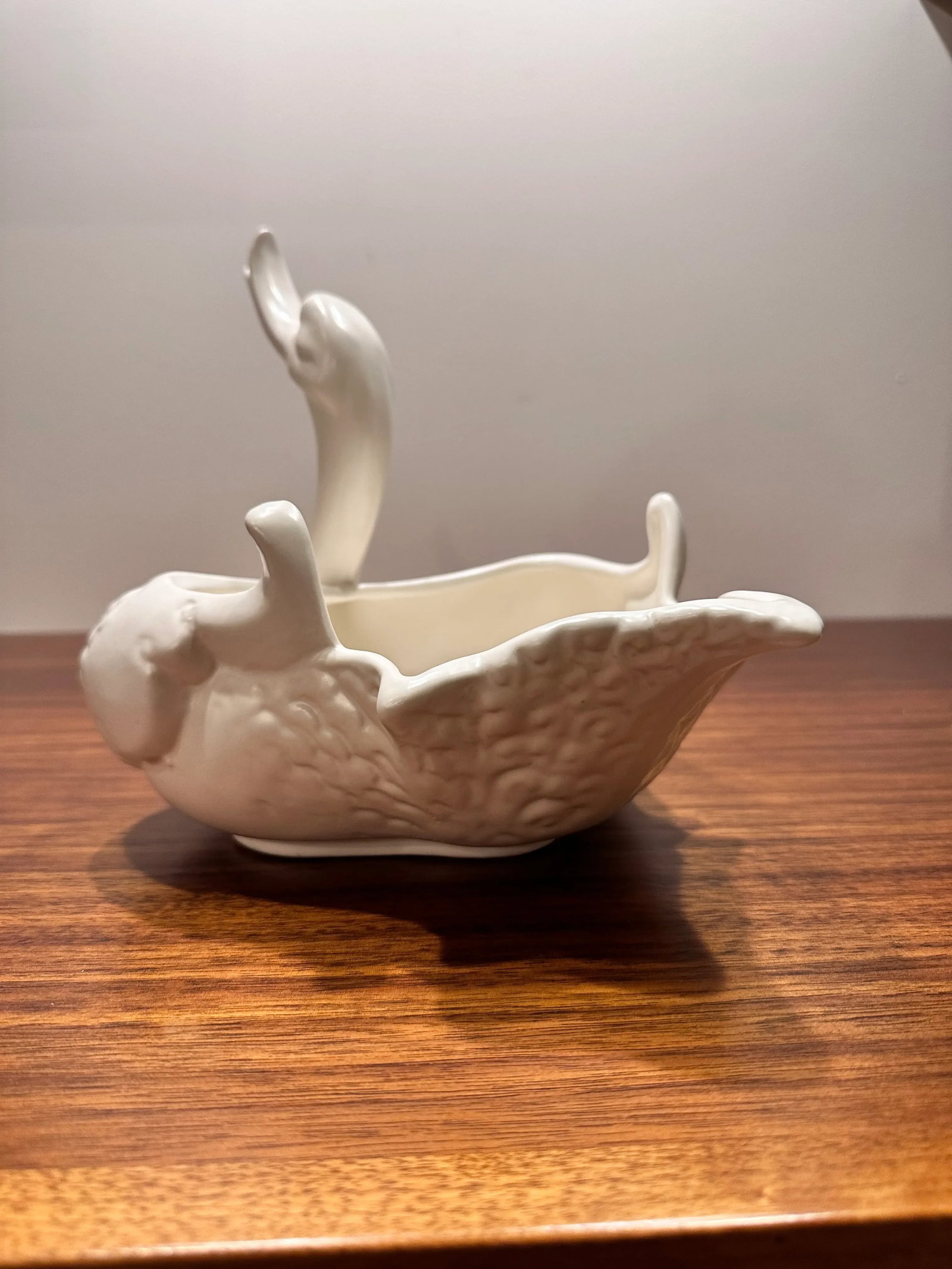 Vintage White Swan Hull Art Pottery 23 Usa Ceramic - 8